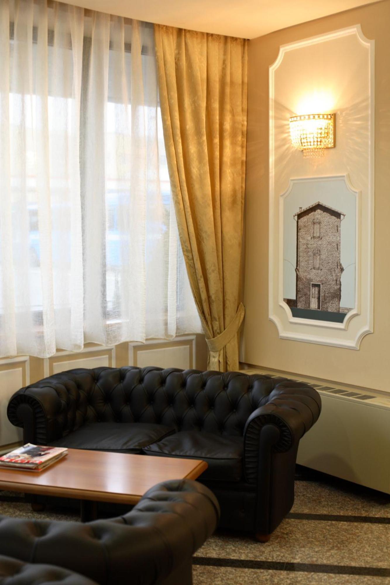 Hotel Alexander Чезена Екстер'єр фото