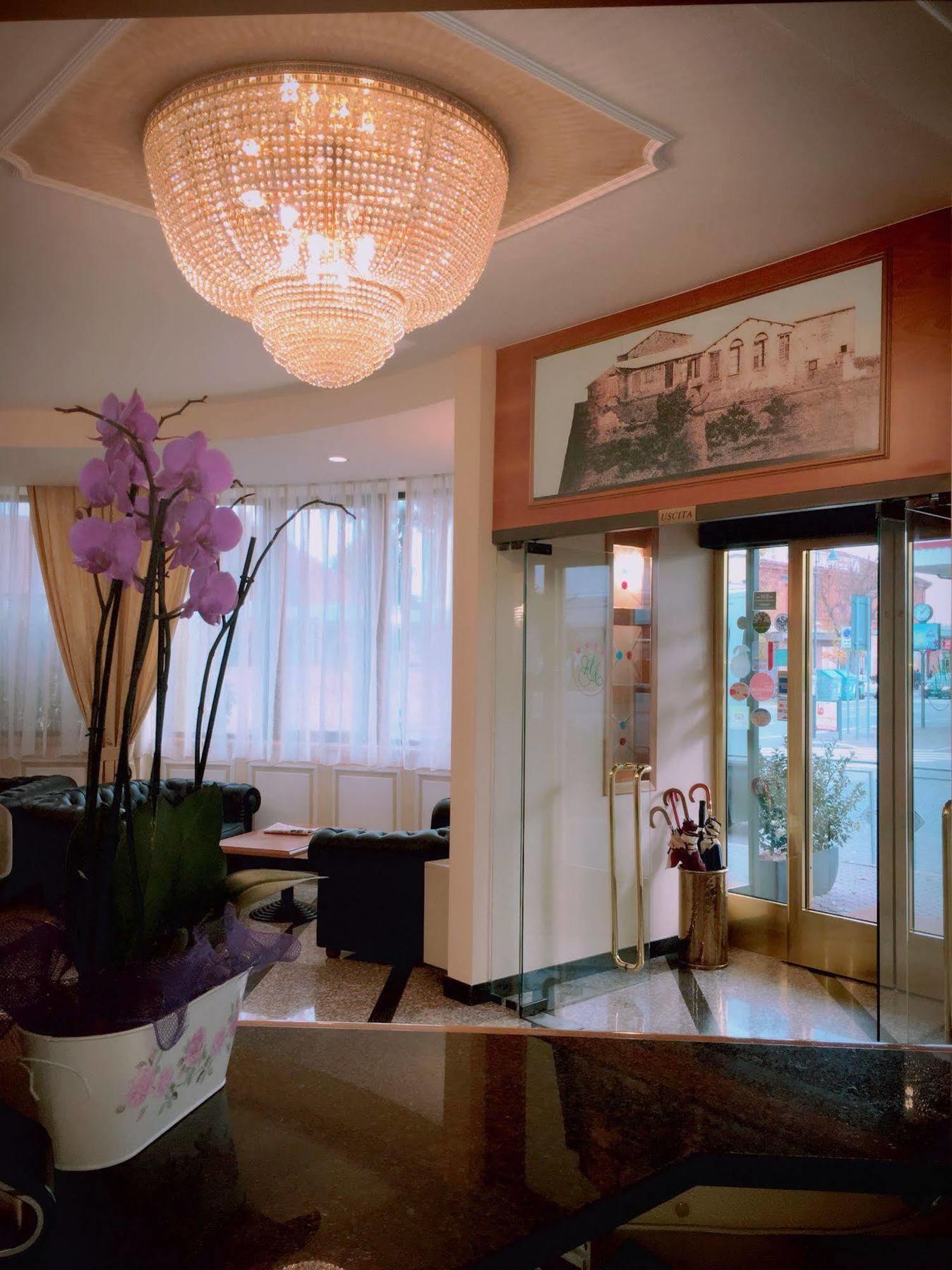 Hotel Alexander Чезена Екстер'єр фото