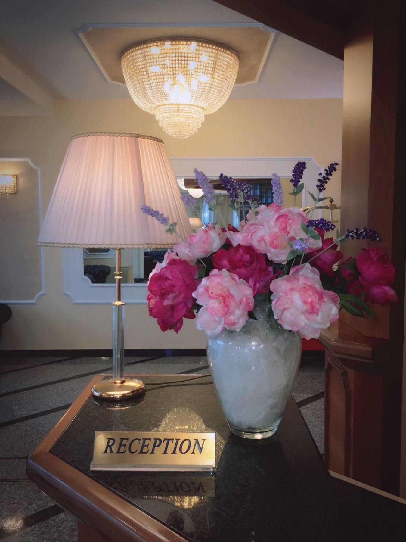 Hotel Alexander Чезена Екстер'єр фото